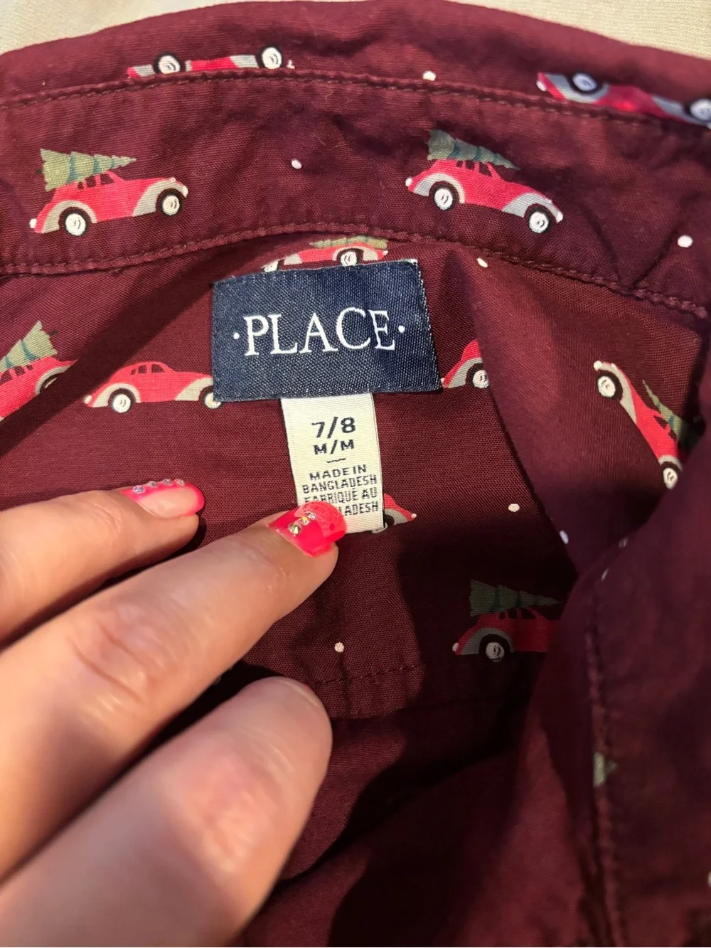 The Children’s Place Boys Burgundy Button-Down Shirt with Red Car Print size 7/8